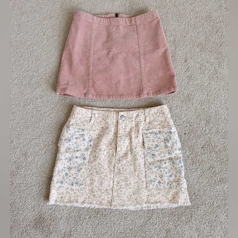 Set of skirts